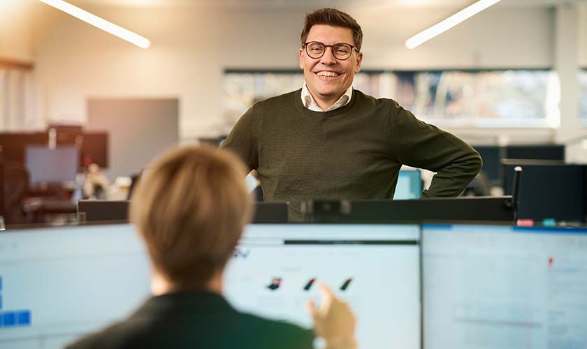 Smiling_Colleague